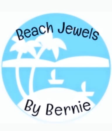 I Am a Self Thought Artist & Jewelery Maker